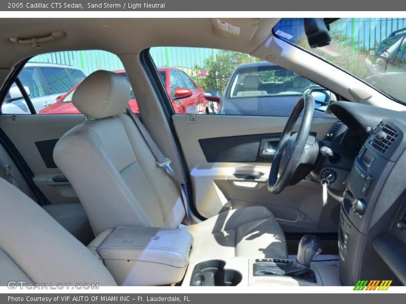 Sand Storm / Light Neutral 2005 Cadillac CTS Sedan