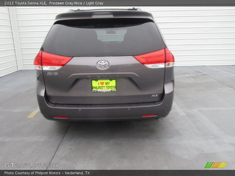 Predawn Gray Mica / Light Gray 2013 Toyota Sienna XLE