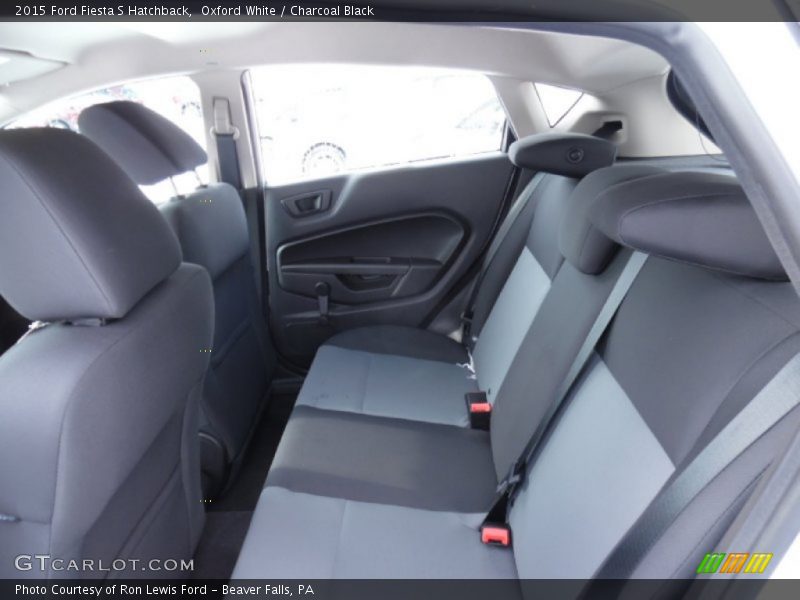 Oxford White / Charcoal Black 2015 Ford Fiesta S Hatchback