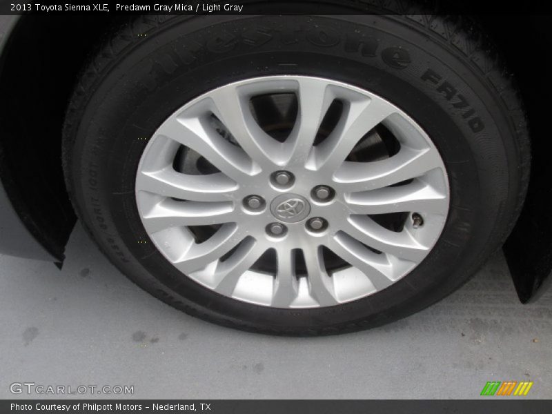 Predawn Gray Mica / Light Gray 2013 Toyota Sienna XLE