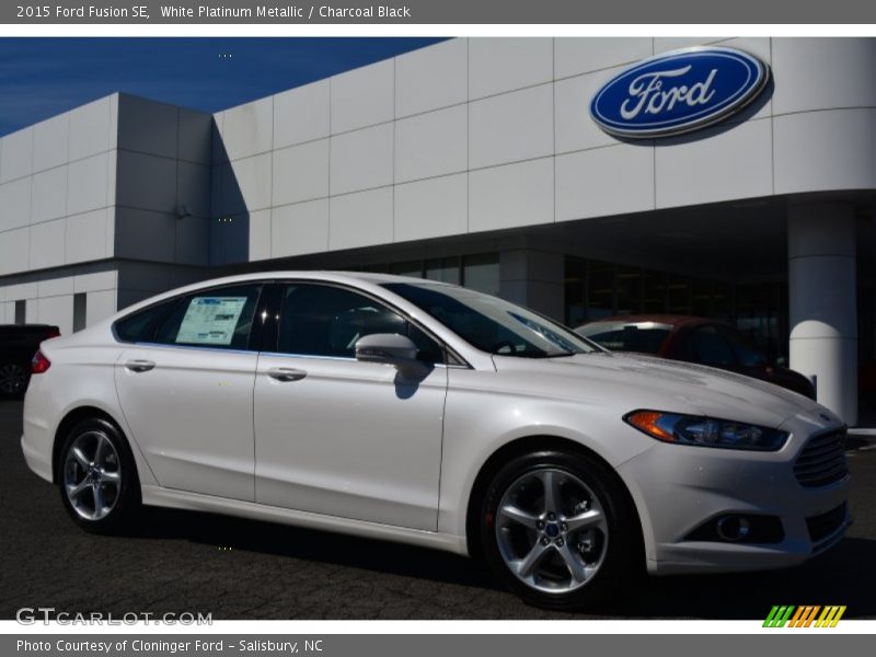 White Platinum Metallic / Charcoal Black 2015 Ford Fusion SE
