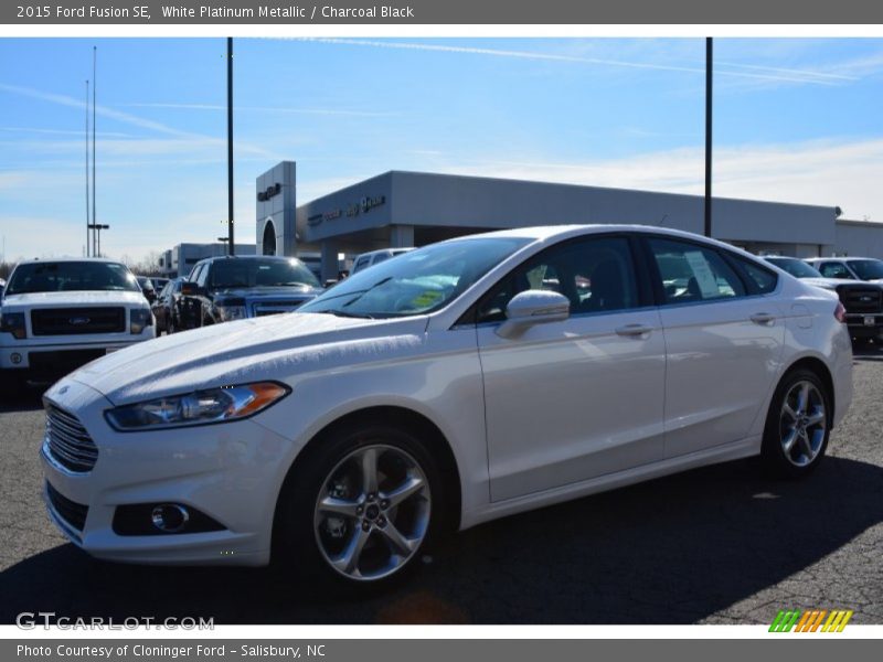White Platinum Metallic / Charcoal Black 2015 Ford Fusion SE