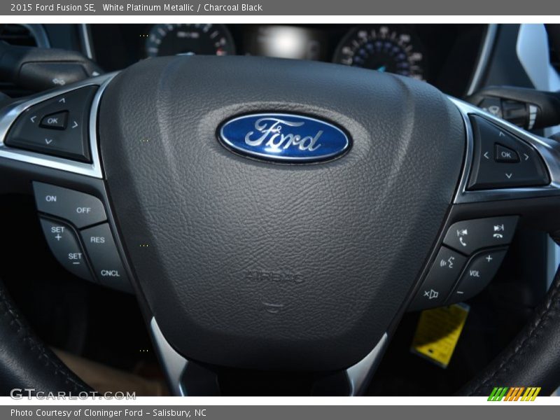 White Platinum Metallic / Charcoal Black 2015 Ford Fusion SE