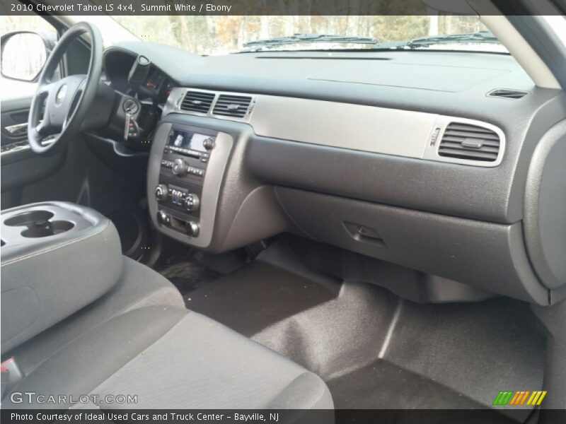 Summit White / Ebony 2010 Chevrolet Tahoe LS 4x4