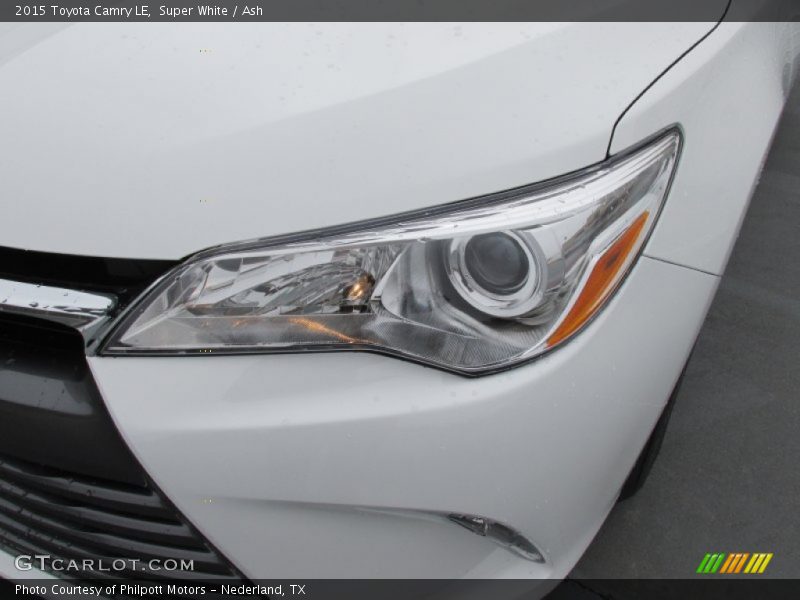Super White / Ash 2015 Toyota Camry LE