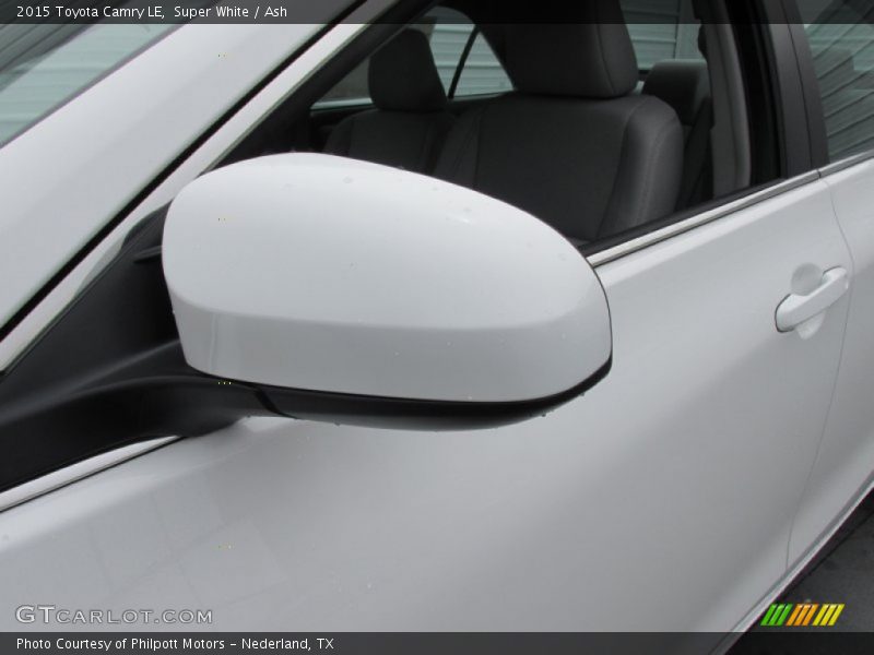 Super White / Ash 2015 Toyota Camry LE