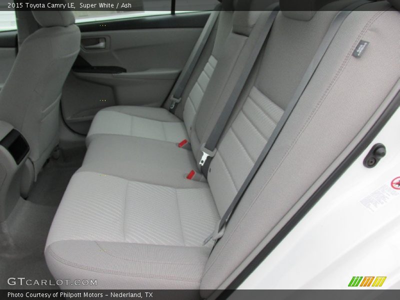 Super White / Ash 2015 Toyota Camry LE