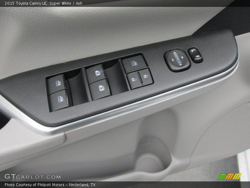 Super White / Ash 2015 Toyota Camry LE