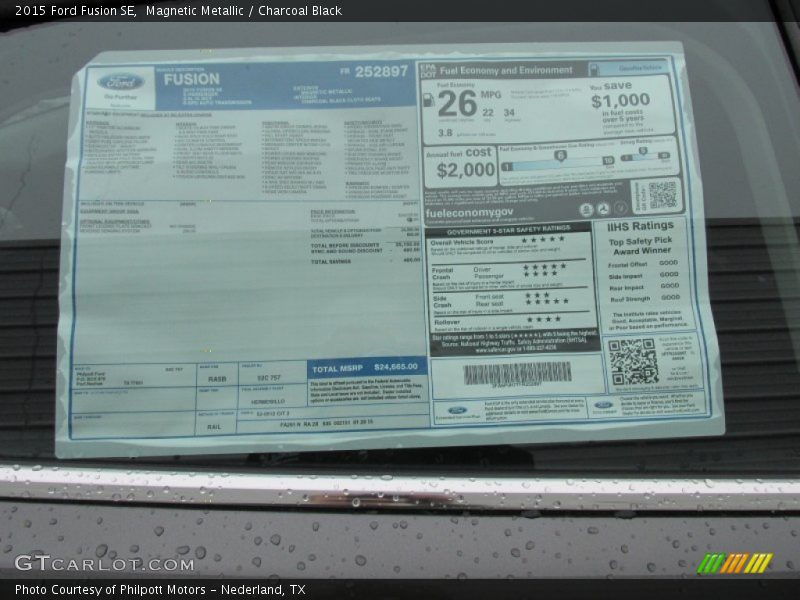 Magnetic Metallic / Charcoal Black 2015 Ford Fusion SE