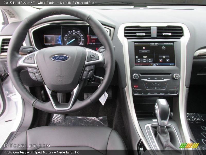 White Platinum Metallic / Charcoal Black 2015 Ford Fusion SE