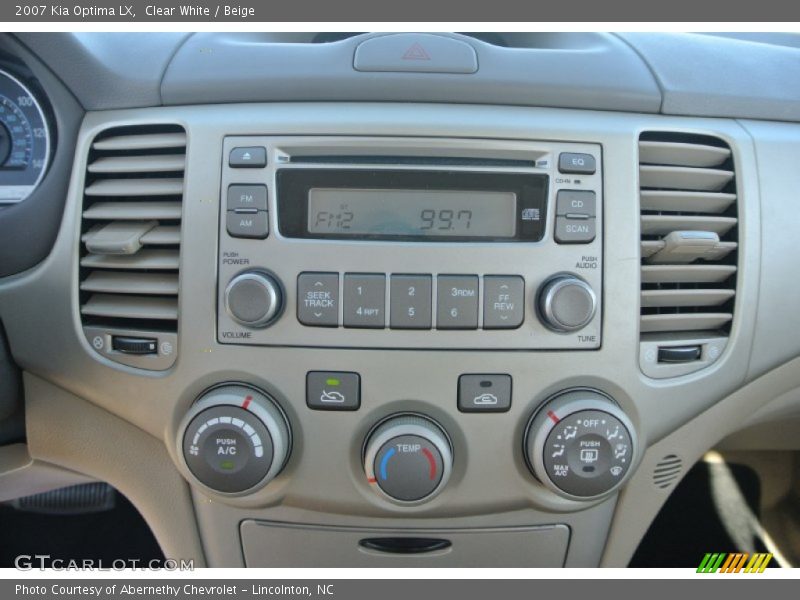 Clear White / Beige 2007 Kia Optima LX