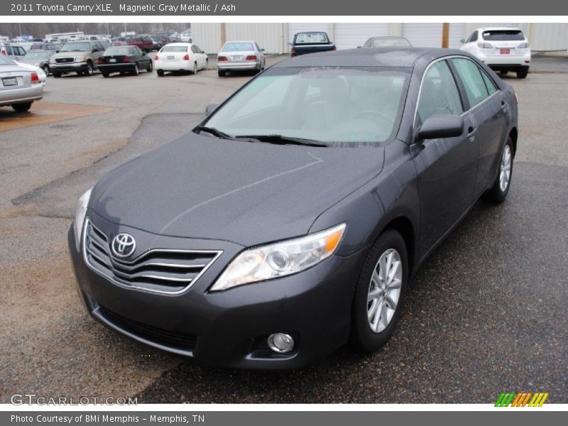 Magnetic Gray Metallic / Ash 2011 Toyota Camry XLE