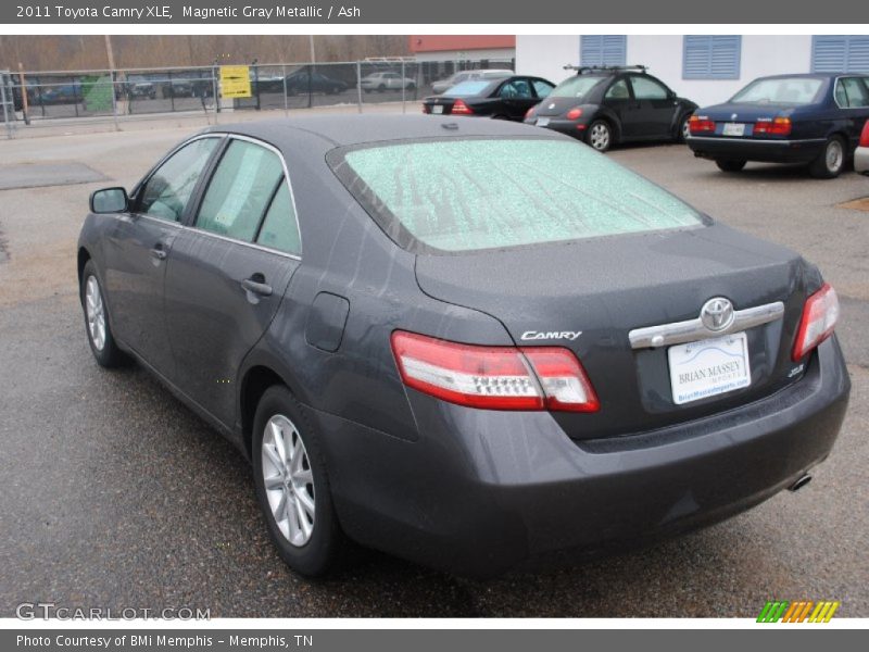 Magnetic Gray Metallic / Ash 2011 Toyota Camry XLE