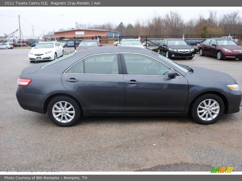 Magnetic Gray Metallic / Ash 2011 Toyota Camry XLE