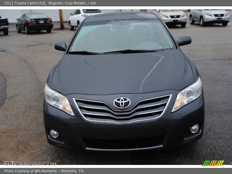 Magnetic Gray Metallic / Ash 2011 Toyota Camry XLE