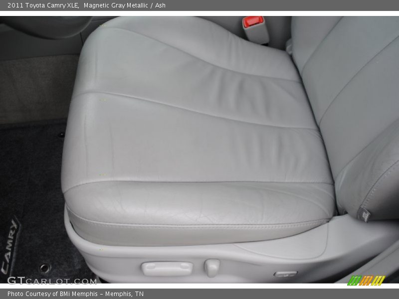 Magnetic Gray Metallic / Ash 2011 Toyota Camry XLE