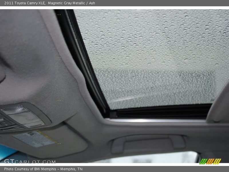 Magnetic Gray Metallic / Ash 2011 Toyota Camry XLE