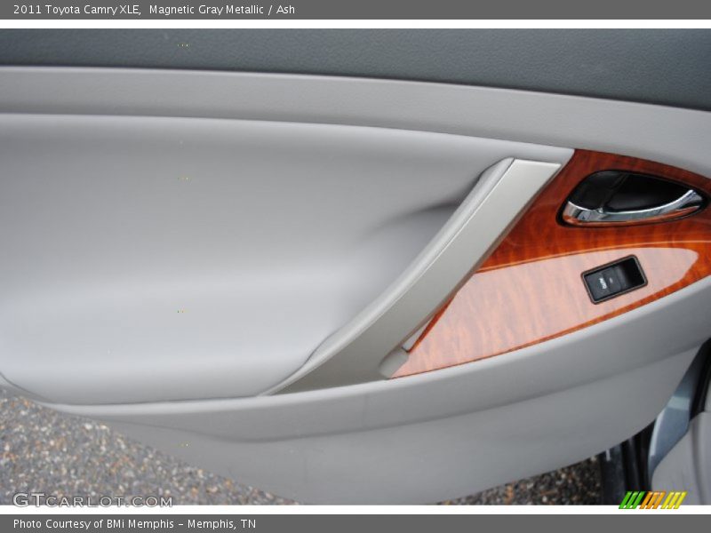 Magnetic Gray Metallic / Ash 2011 Toyota Camry XLE