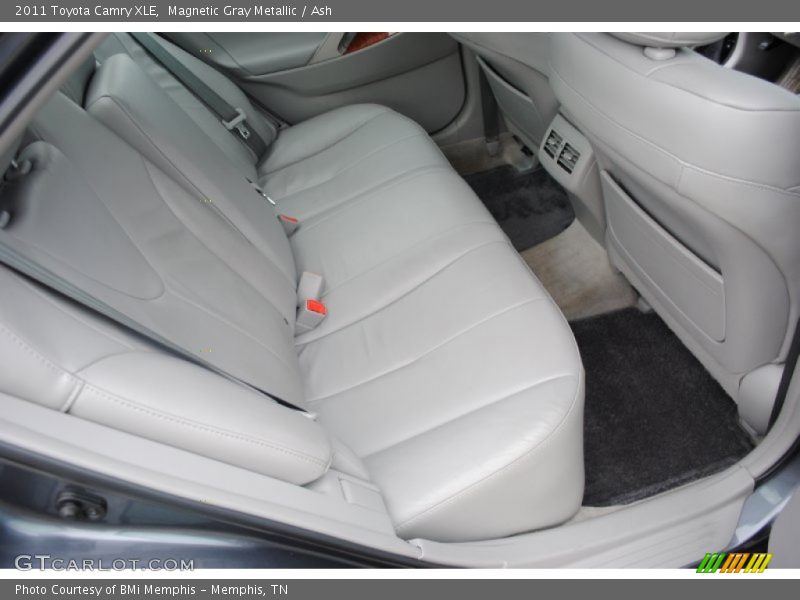 Magnetic Gray Metallic / Ash 2011 Toyota Camry XLE