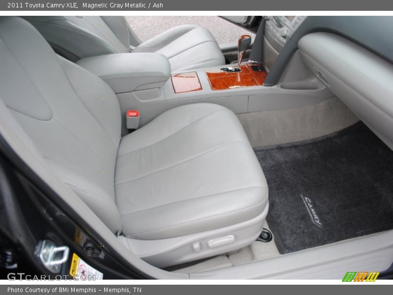 Magnetic Gray Metallic / Ash 2011 Toyota Camry XLE