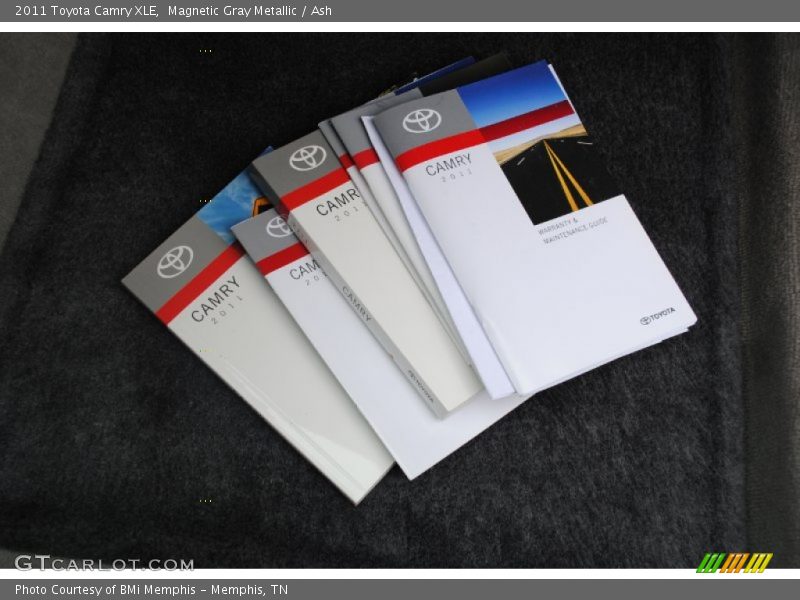 Magnetic Gray Metallic / Ash 2011 Toyota Camry XLE