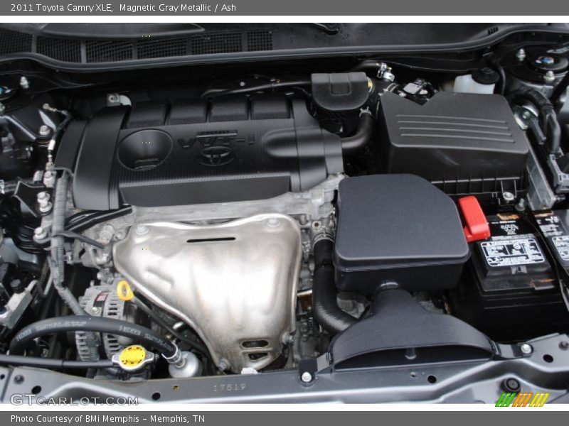 Magnetic Gray Metallic / Ash 2011 Toyota Camry XLE