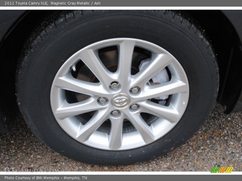 Magnetic Gray Metallic / Ash 2011 Toyota Camry XLE