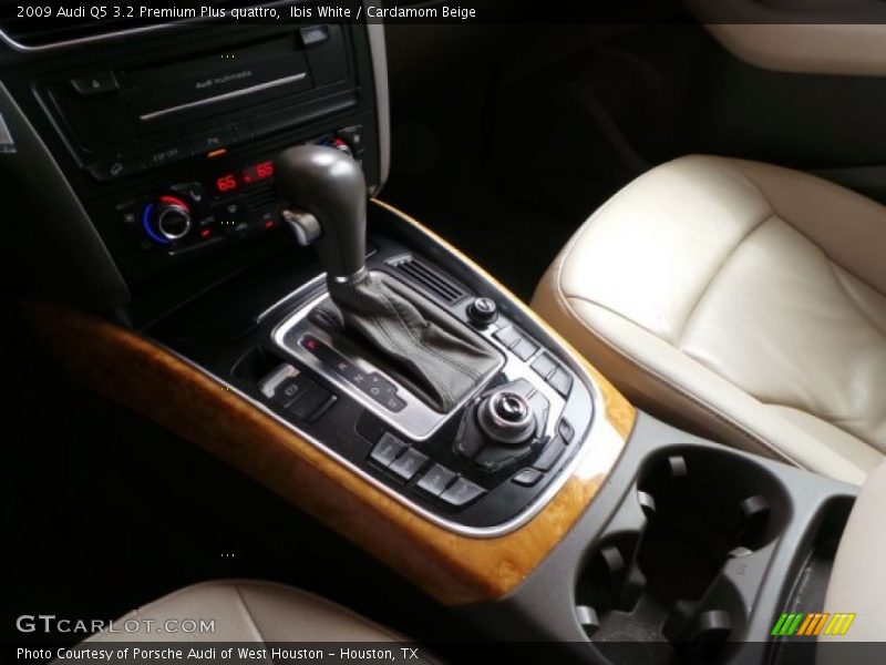  2009 Q5 3.2 Premium Plus quattro 6 Speed Tiptronic Automatic Shifter