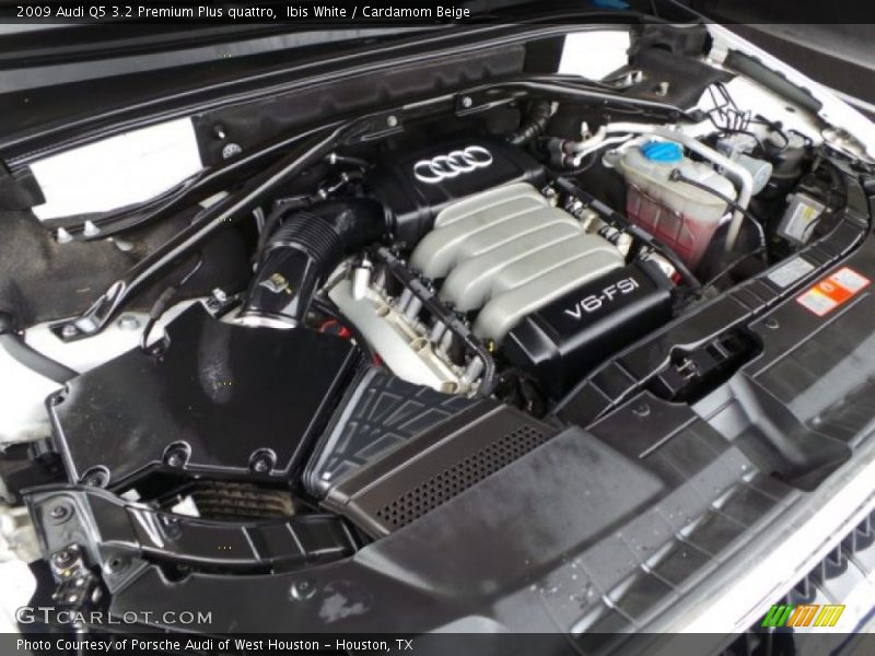  2009 Q5 3.2 Premium Plus quattro Engine - 3.2 Liter FSI DOHC 24-Valve VVT V6