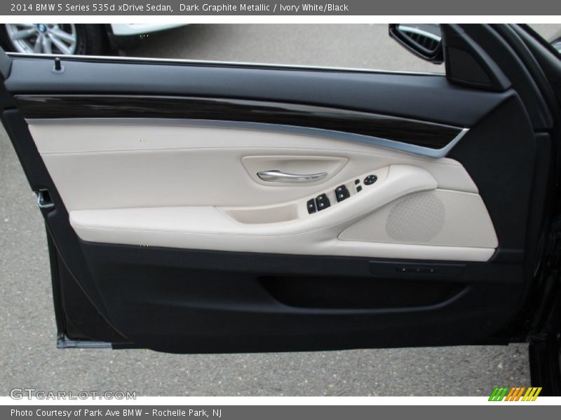 Dark Graphite Metallic / Ivory White/Black 2014 BMW 5 Series 535d xDrive Sedan