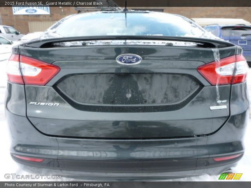Guard Metallic / Charcoal Black 2015 Ford Fusion SE