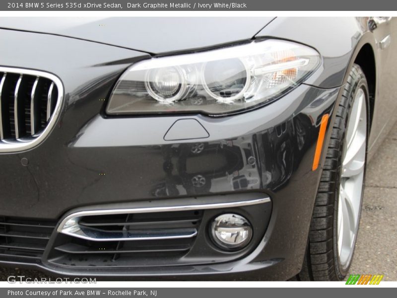 Dark Graphite Metallic / Ivory White/Black 2014 BMW 5 Series 535d xDrive Sedan