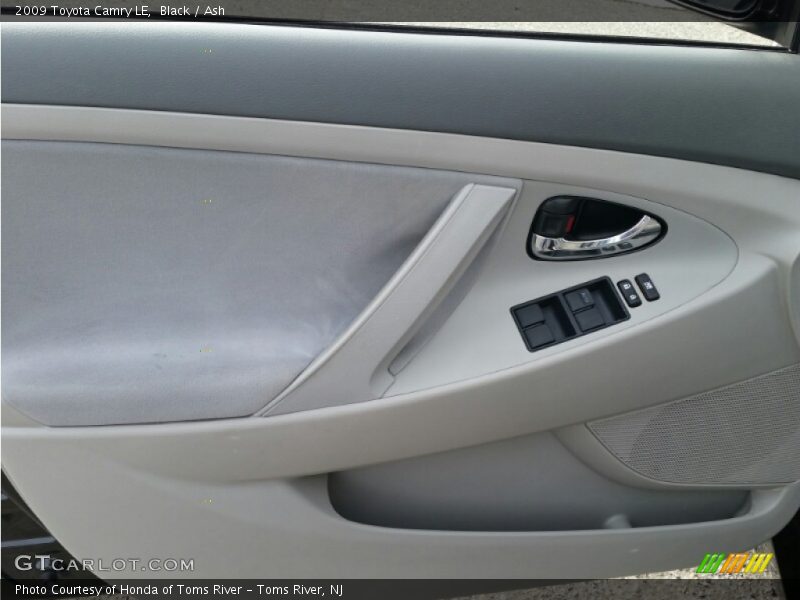 Black / Ash 2009 Toyota Camry LE