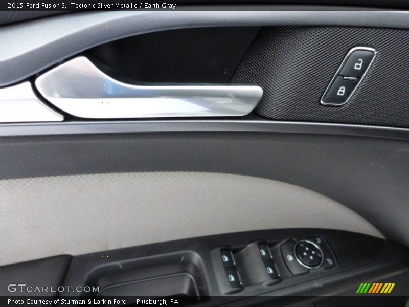 Tectonic Silver Metallic / Earth Gray 2015 Ford Fusion S