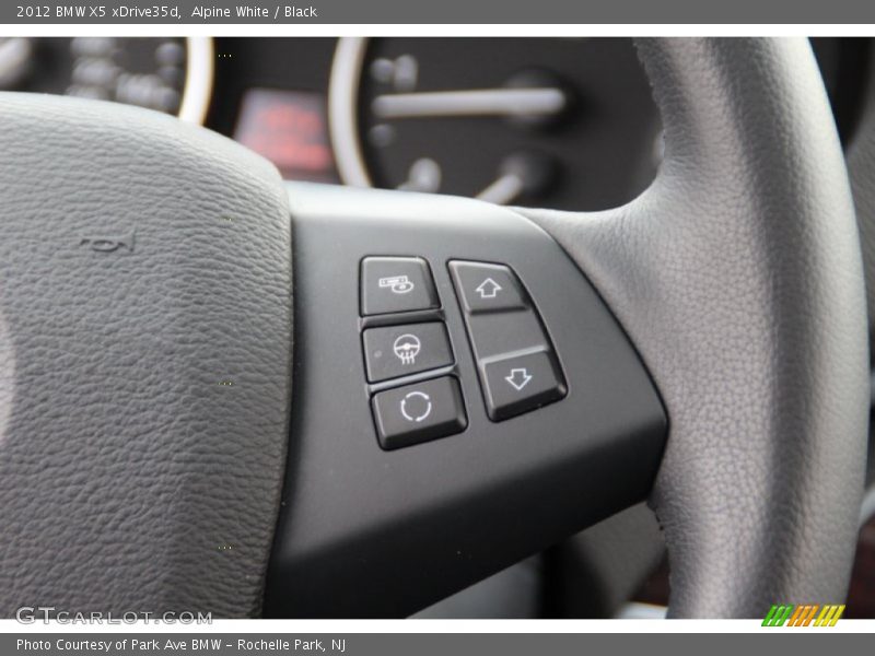 Alpine White / Black 2012 BMW X5 xDrive35d