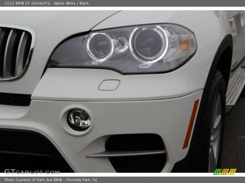 Alpine White / Black 2012 BMW X5 xDrive35d