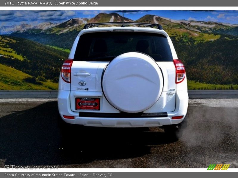 Super White / Sand Beige 2011 Toyota RAV4 I4 4WD