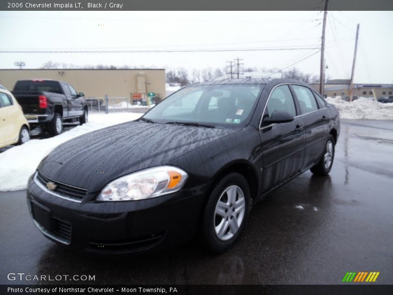 Front 3/4 View of 2006 Impala LT