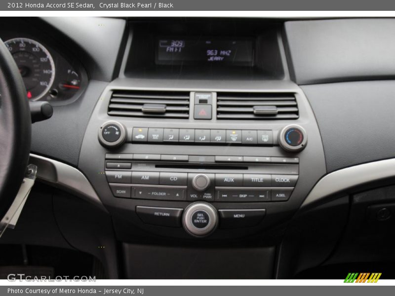 Controls of 2012 Accord SE Sedan