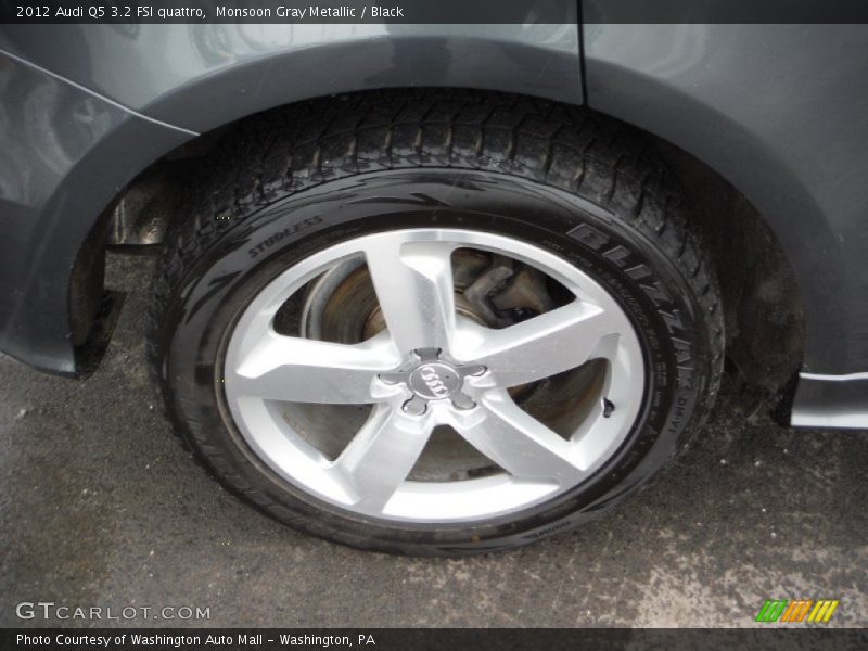 Monsoon Gray Metallic / Black 2012 Audi Q5 3.2 FSI quattro