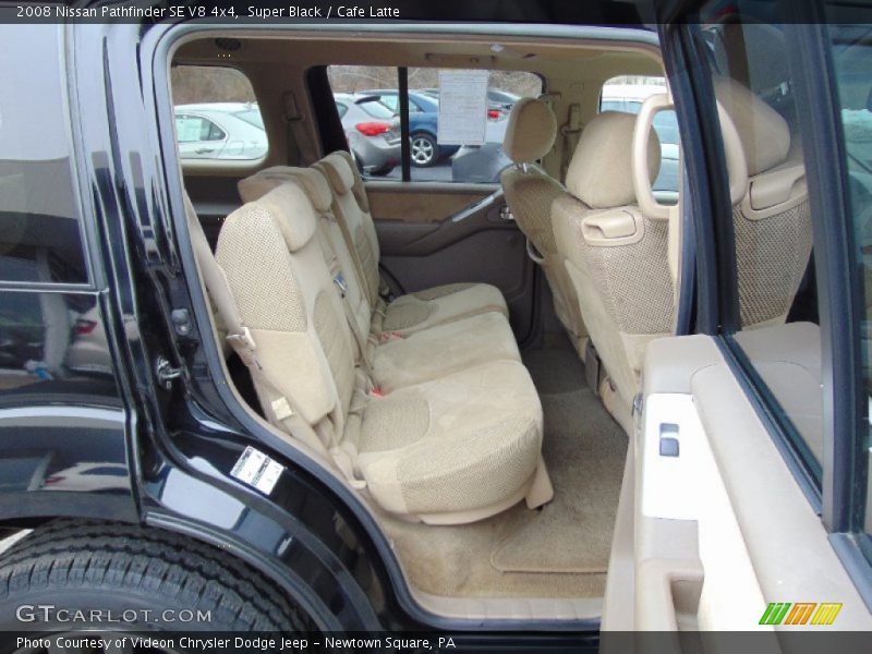 Rear Seat of 2008 Pathfinder SE V8 4x4