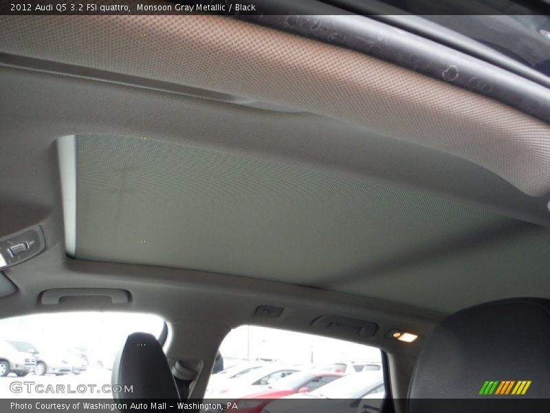 Monsoon Gray Metallic / Black 2012 Audi Q5 3.2 FSI quattro