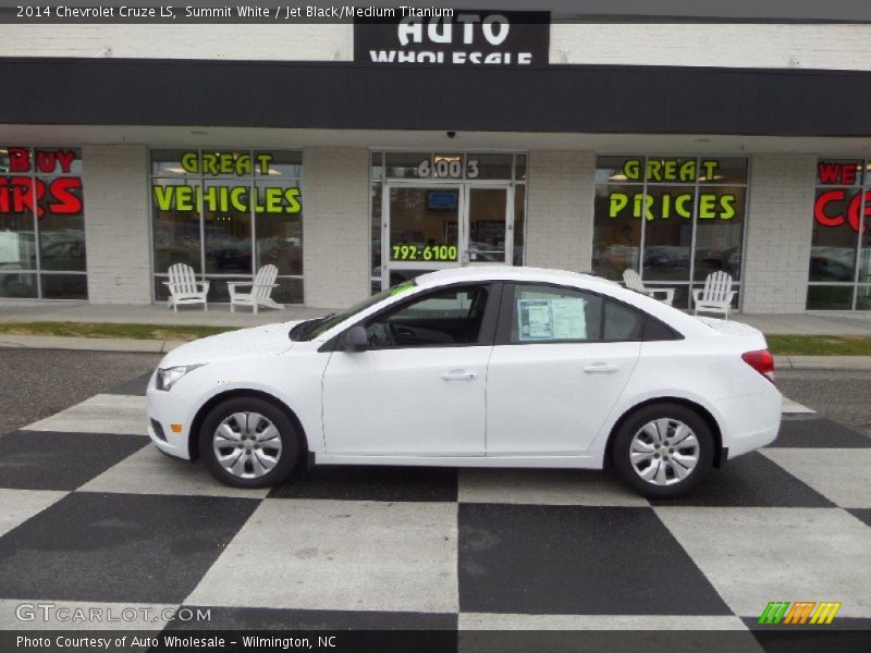 Summit White / Jet Black/Medium Titanium 2014 Chevrolet Cruze LS