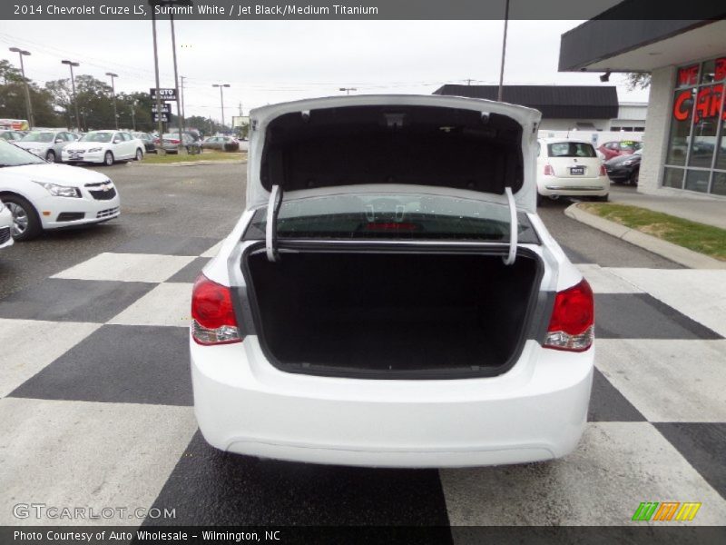Summit White / Jet Black/Medium Titanium 2014 Chevrolet Cruze LS