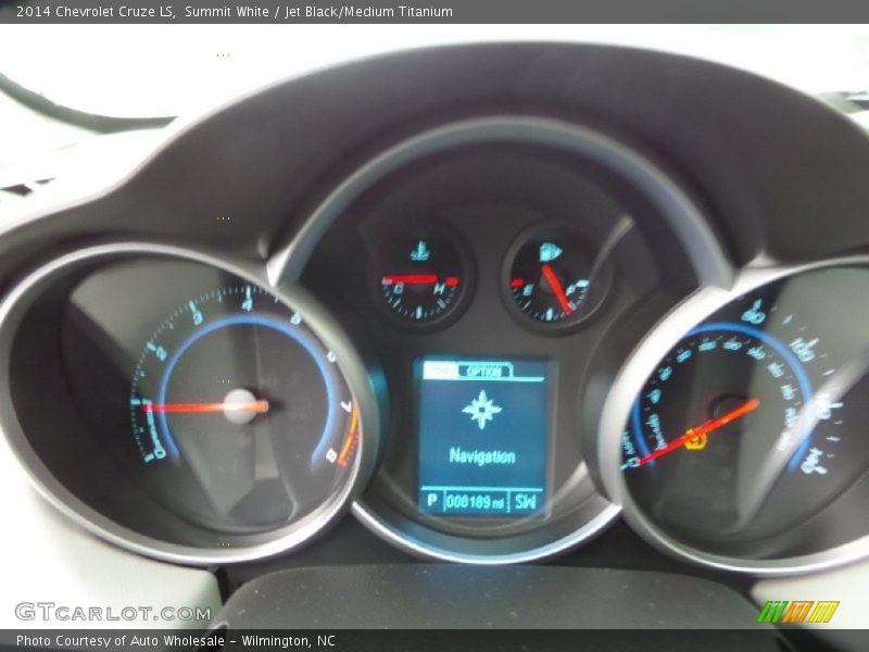 Summit White / Jet Black/Medium Titanium 2014 Chevrolet Cruze LS