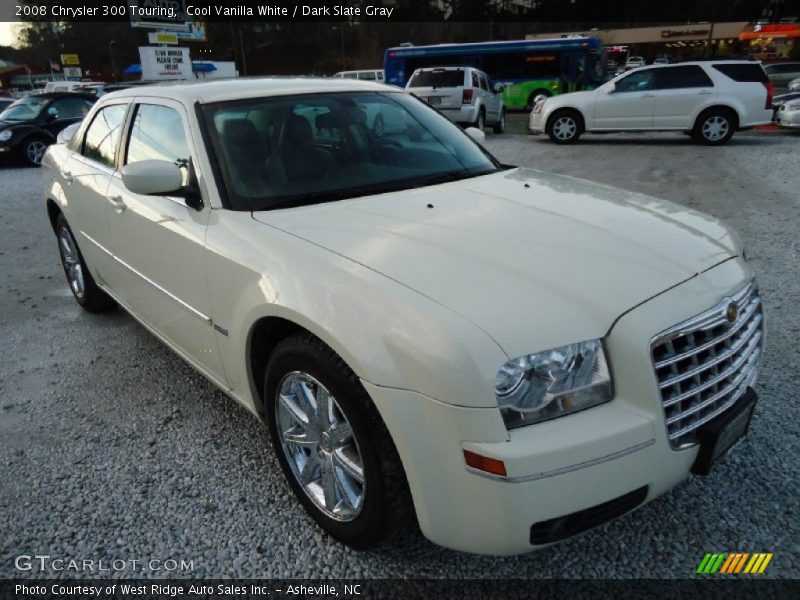 Cool Vanilla White / Dark Slate Gray 2008 Chrysler 300 Touring