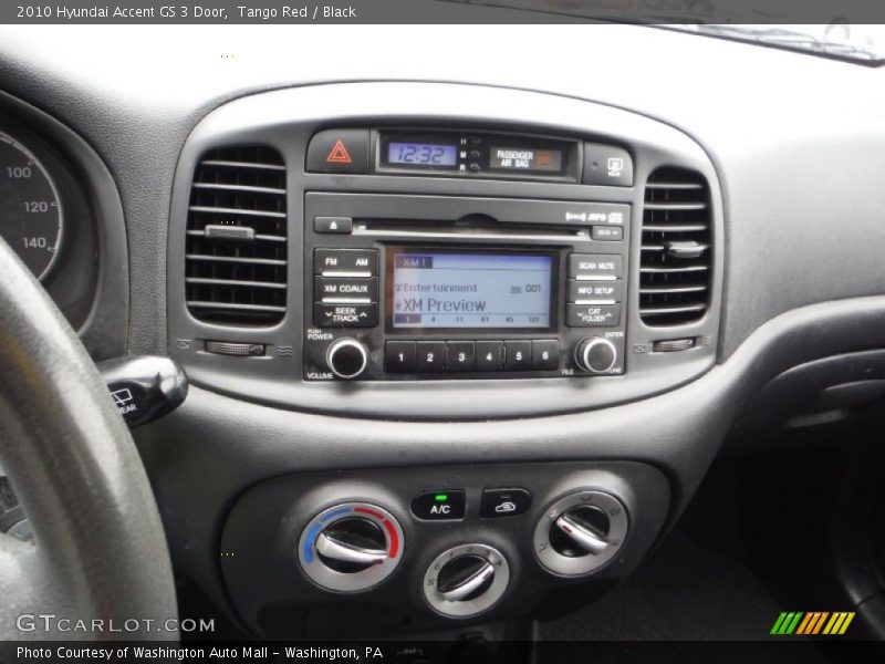 Tango Red / Black 2010 Hyundai Accent GS 3 Door