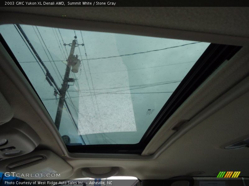 Summit White / Stone Gray 2003 GMC Yukon XL Denali AWD
