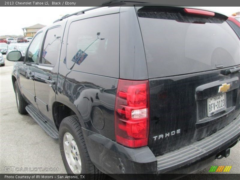 Black / Ebony 2013 Chevrolet Tahoe LS