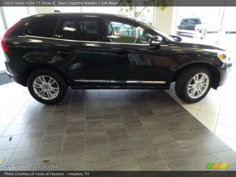 Black Sapphire Metallic / Soft Beige 2015 Volvo XC60 T5 Drive-E